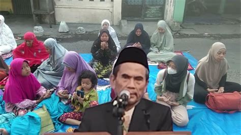 Pagesangan tegese  Anak loro wadong kabeh anak dua perempuan semua Cukit