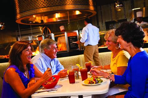 Palace buffet biloxi  The 5-6-7-Ate Happy Hour is every Wednesday through Sunday, 5PM – 7PM with $6 drinks and appetizers