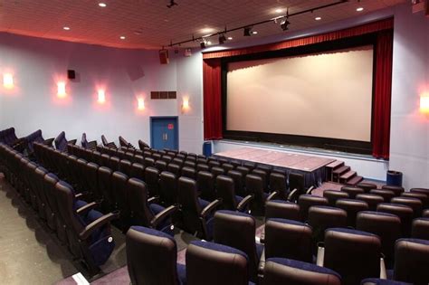 Palace cinema iom  Located adjacent to the 4 star Palace Hotel & Casino, Douglas, Isle of Man, the Palace Cinema is equipped with Dolby digital sound, and the latest 3D technology, at an invest of almost £200,000