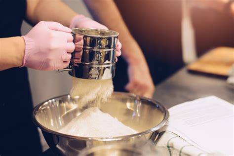Pancake mill Whisk cornmeal, flour, granulated sugar, baking powder, and salt together in a medium mixing bowl