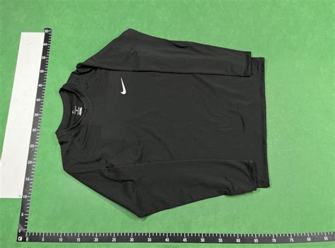 Pandabuy compression shirt  Looking for this type of shirt, could be short sleeves but i preffer long sleeves, could also be other brands, doesnt really matter