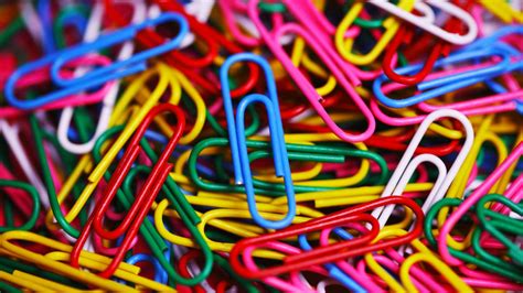 Paperclips game guide This is the best of available strategies (slightly improving on Generous and Greedy) before you have the project Strategic Attachment, and the most expensive to obtain