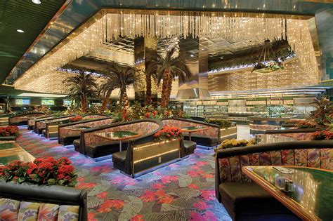 Paradise buffet las vegas  They offer a Surf and Turf dinner buffet on Friday and Saturday nights