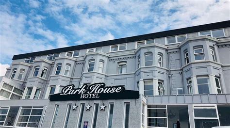 Park house hotel blackpool  Opening Hours