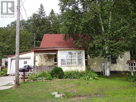 Parry sound rural real estate listings 8-acre property in the heart of the picturesque village of Britt
