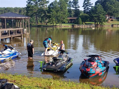 Party boat rentals lake norman  Ski Nautique Surf 200