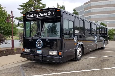 Party bus in minneapolis  Our buses are unique with features you won't see anywhere else, such as: Light-up and color-changing dance poles, fully mirrored rest rooms, stainless wet bars, light-up and