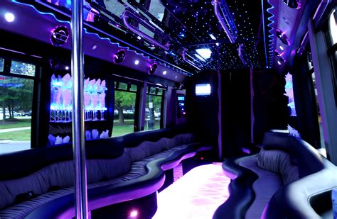 Party bus rentals tampa  The bus had a remarkable sound system with ceiling lights that had 42 color variations