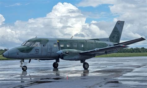 Passagem aerea de navegantes para cascavel  Azul