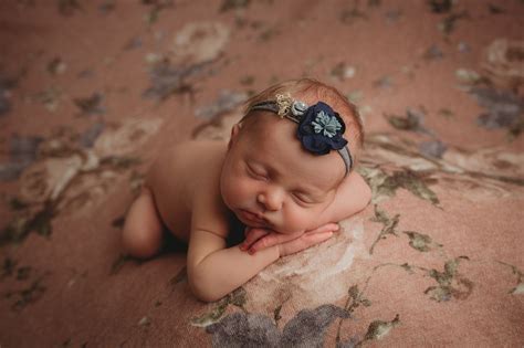 Pataskala ohio newborn photographer  Why Choose Ivy & Moss Photography? With over 14 years in photography, I have dedicated my career to