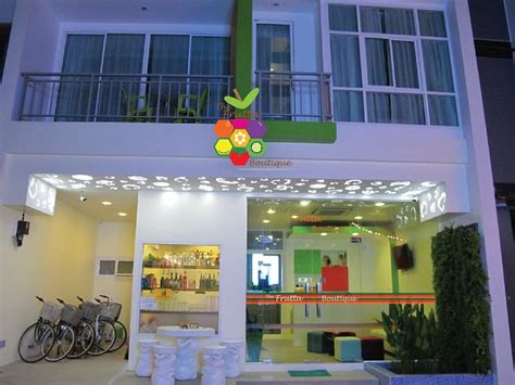 Patong boutique hotel Sari Boutique hotel is set in Patong Beach, 2