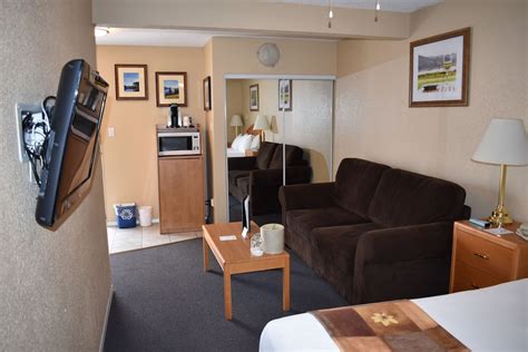 Penticton bc hotel suites Photos Map & Directions Amenities Amenities MEETINGS, EVENTS, & GROUPS Reviews Hotel Policies Great Location Near Okanagan Lake Close to