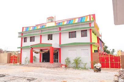 Periyapalayam cinema theatre  The Roads connected to Periyapalayam are Tirupathi Road and Michelin Road