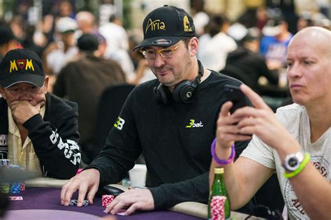 Phil hellmuth hendonmob  With 16 World Series of Poker bracelets, he is the only player with more