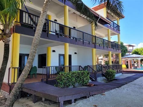 Placencia belize houses for sale  View Details