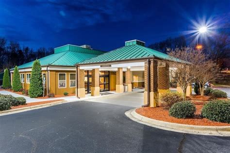 Places to stay in asheboro nc  Which hotels are closest to Piedmont Triad Intl Airport? Book the Best Asheboro Hotels on Tripadvisor: Find 2,038 traveller reviews, 675 candid photos, and prices for hotels in Asheboro, North Carolina, United States