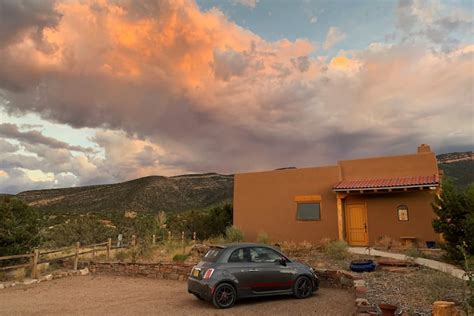 Placitas vacation rentals  Easy drives to Santa Fe (35 min) & Albuquerque (20 min)