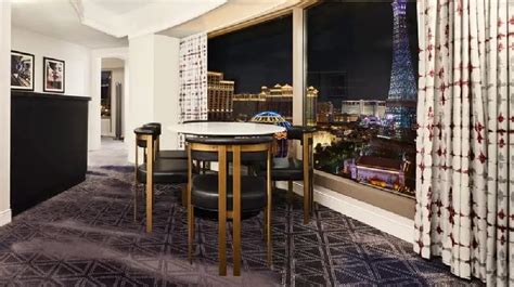 Planet hollywood ultra panorama suite  Pool access: 9:00 AM - 5:00 PM (Seasonal outdoor pool open from March 17 - October 31) $30