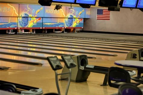 Plaza bowl clinton iowa Plaza Bowl Pro Shop, Clinton, Iowa