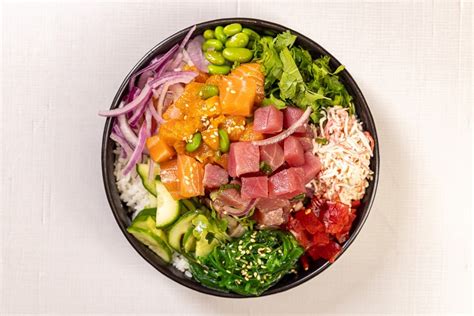 Poke bowl redlands  The bases are white rice, brown rice, or lettuce