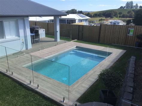 Pool builder lennox head  Poolside water testing