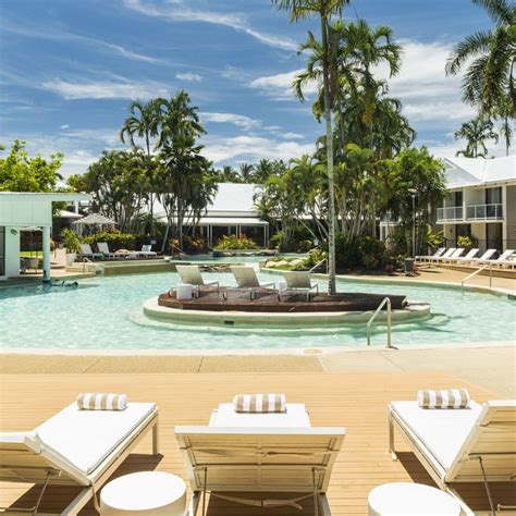 Port douglas holiday packages qantas  Melbourne