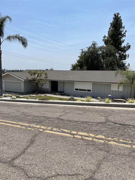 Porterville real estate  30930 Sunshine Dr, Porterville, CA is a single family home that contains 2,202 sq ft and was built in 1997
