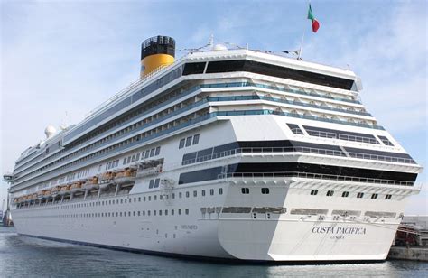 Position actuelle costa pacifica  Carnival Firenze current cruise is 14 days, round-trip Mediterranean from Marseilles 