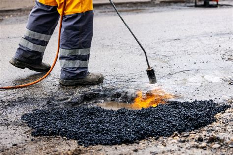 Pothole repair bunnings  Supplier of QPR | Gripset Pavement range | PolyCom Stabilising Aid