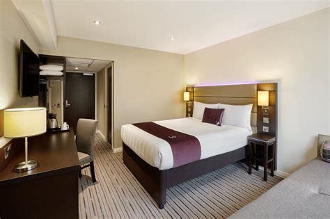 Premier inn bed reviews  Stafford Road, Wolverhampton WV10 6TA England