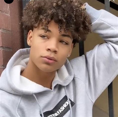 Prettymixedboy leaked  Leaks are done by prettymixedboy OnlyFans subscribers