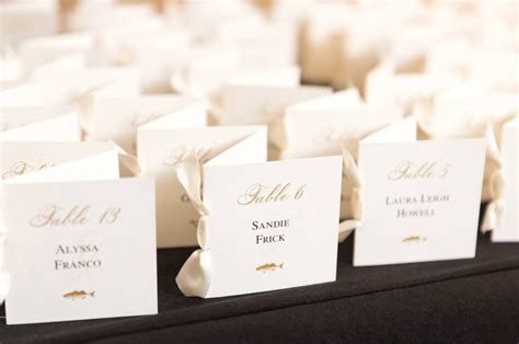 Printing flat escort card  Find everything you need to share your big news, from glitzy wedding invitations to festive holiday cards to simple thank you notes