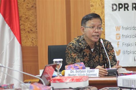 Prof bambang prijambodo  Praktek Dokter di RSK St