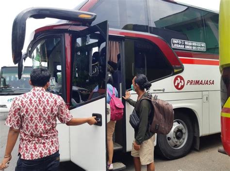 Pul primajasa terdekat  Jaraknya 10 min berjalan kaki