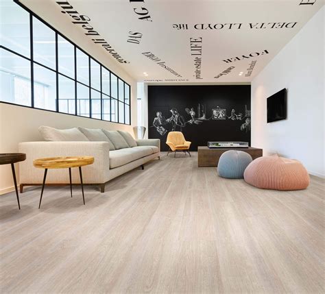 Pvc moduleo  Wood Effect LVT - We offer a variety of wood effects, including oak
