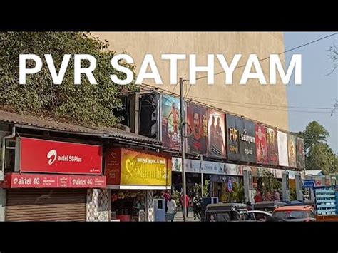 Pvr sathyam  When I was studying at Madras Christian College, I used to go there every morning at 3:30am for their medhu vadai