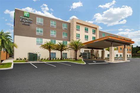 Quality inn deland  First time at the inn between and will definitely be returning amazing customer service great price range all around great time