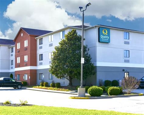 Quality inn sharon pa  Located 1