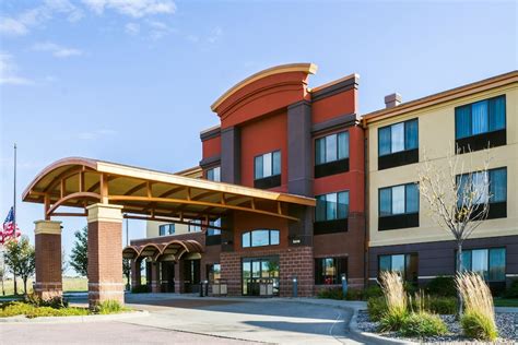 Quality inn sioux falls Specialties: The Quality Inn hotel is conveniently located off Interstate 90, just two miles from Huset's Speedway