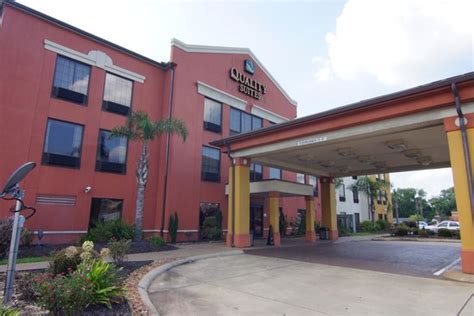 Quality suites sulphur la  Our guests praise the clean rooms in our reviews