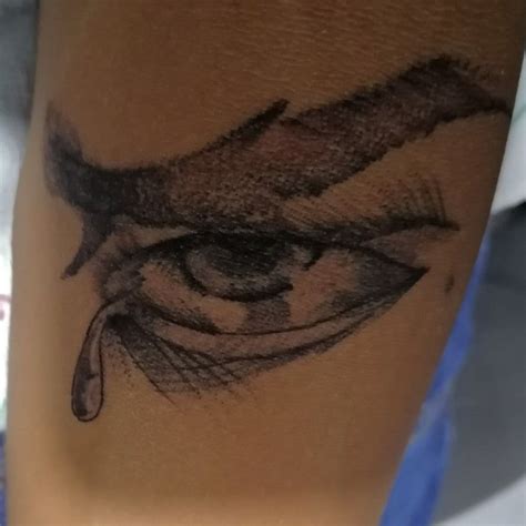 Que significa tatuarse el ojo de lucifer  