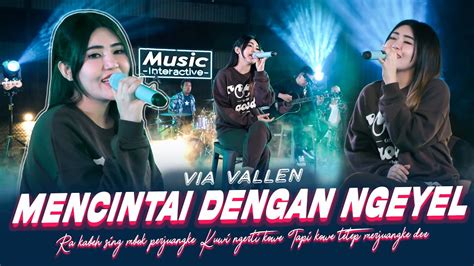 Ra kabeh sing mbok perjuangke lirik Simak chord dan lirik lagu Mencintai Dengan Ngeyel dari Woro Widowati yang enak didengar dan dinyanyikan