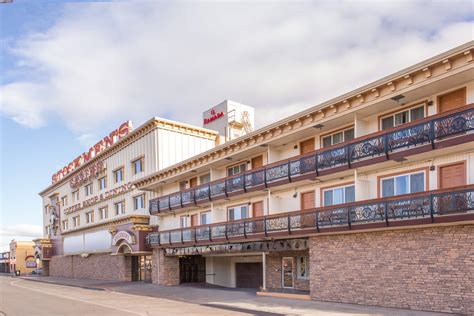 Ramada elko  Casino hotel close to Western Folklife Center