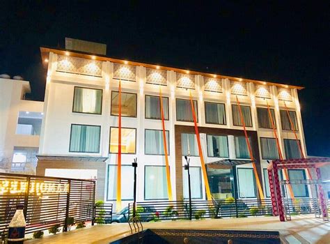 Ramoji resort hathras 383 to 2520 per night in Hathras