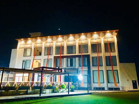 Ramoji resort hathras  12 Reviews