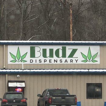 Real budz dispensary and shot bar  Dispensary