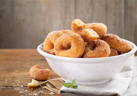 Receita de rosquinhas assadas crocantes Veja mais ideias sobre rosquinhas, receita de rosquinhas assadas, receita de rosquinhas