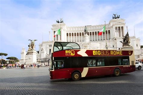Red bus rome Enjoy this tour of the Hop on Hop off bus in Rome, Italy! The first part is an overview of the various pricing plans and some commentary on our experience