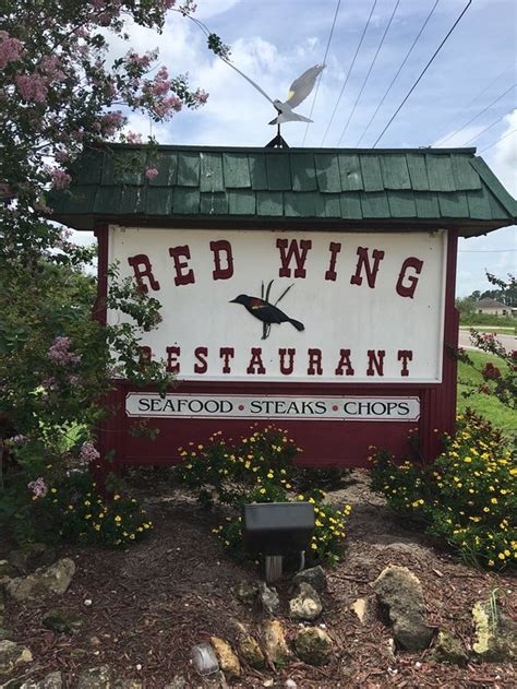 Red wing restaurant groveland  Build your own burger at Red Wing Restaurant ? this Groveland restaurant serves all-American food