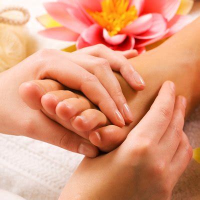 Reflexology naples fl  30mins Therapeutic Body Massage ONLY $49